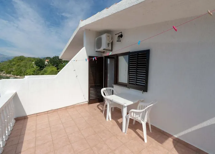 Casa de Férias House Ribnica By Istra Vacation *