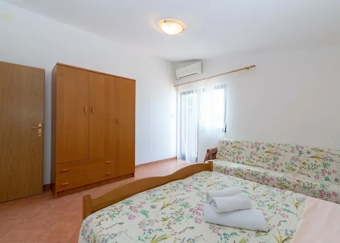 Сasa de vacaciones House Ribnica